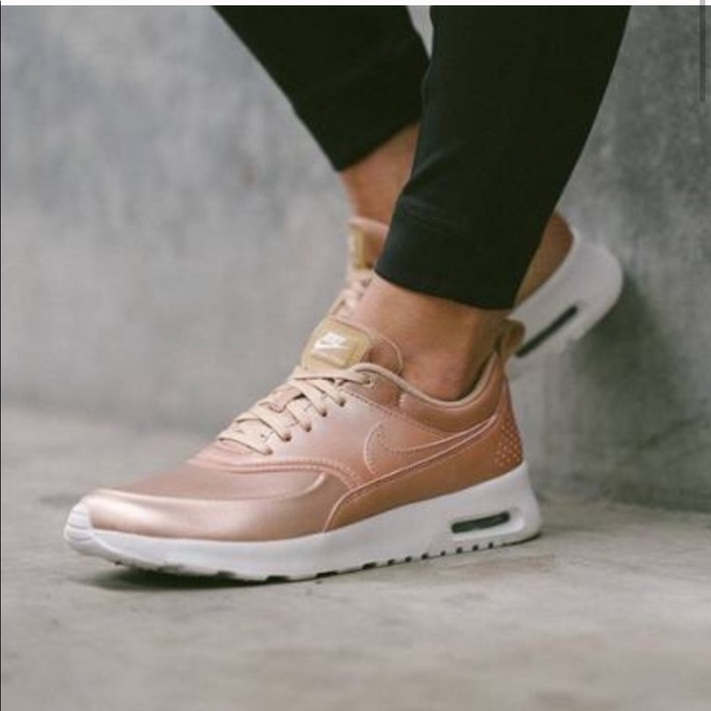 Nike AirMax Thea Rose Gold